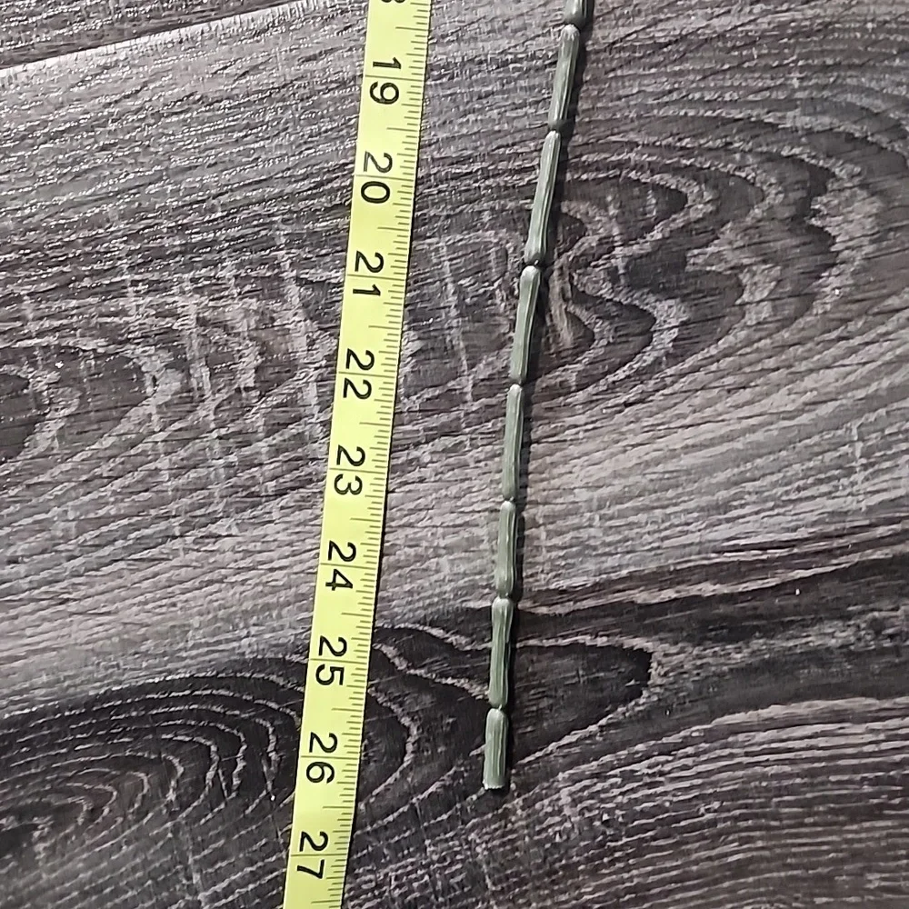 7 Mauve floral Stems